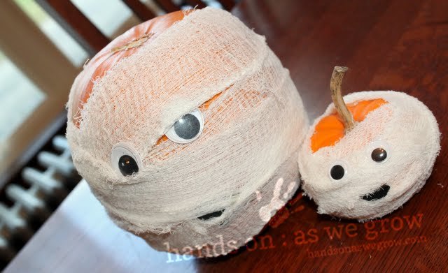 pumpkin mummies craft